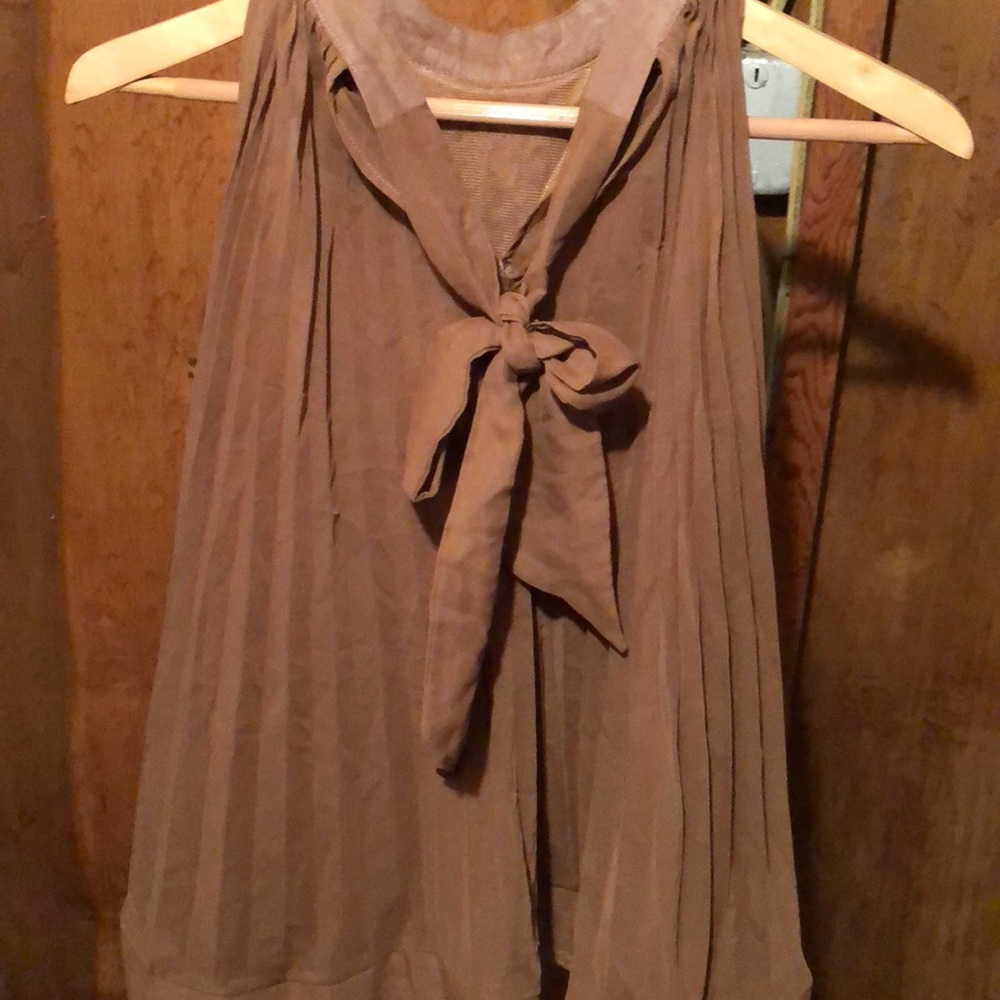 Cute pleated top